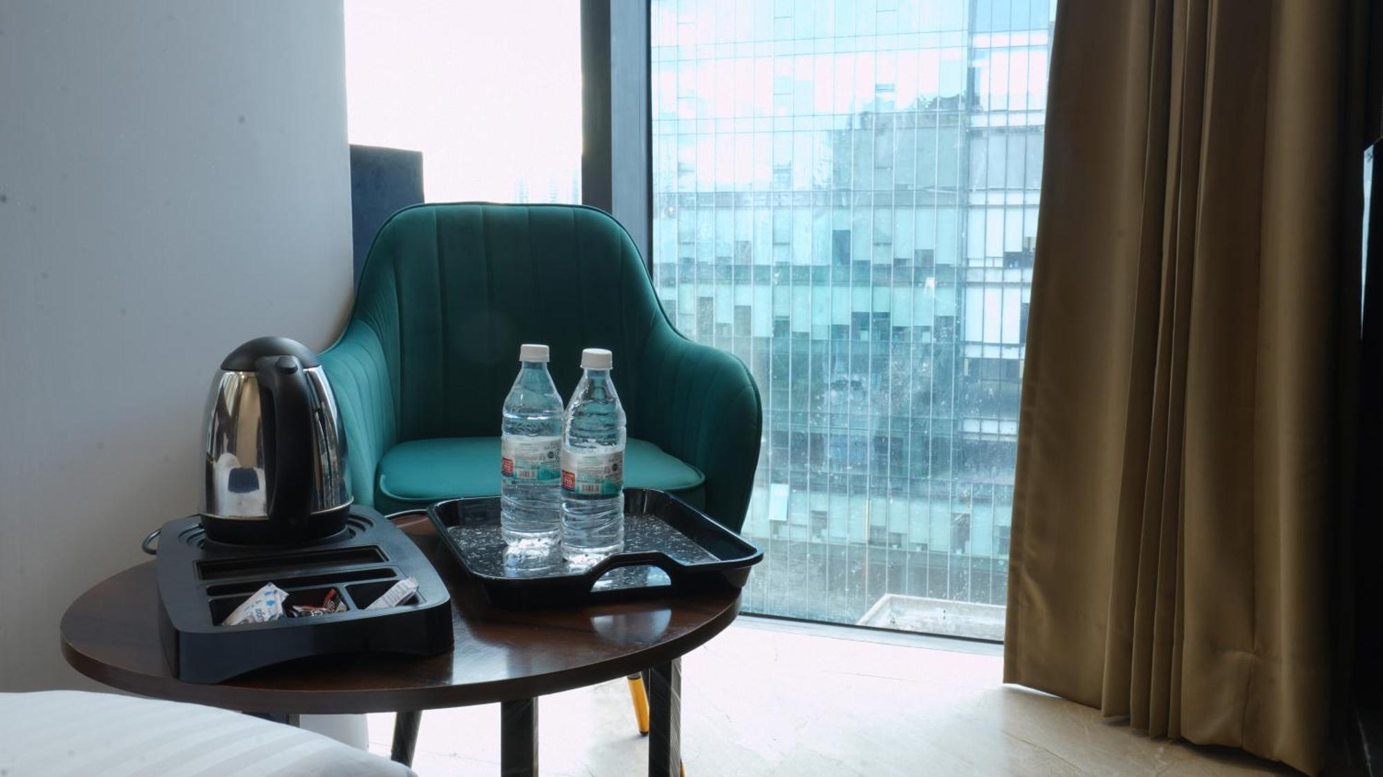 Aquila Grand Suites - Noida Sector 136 Exterior photo